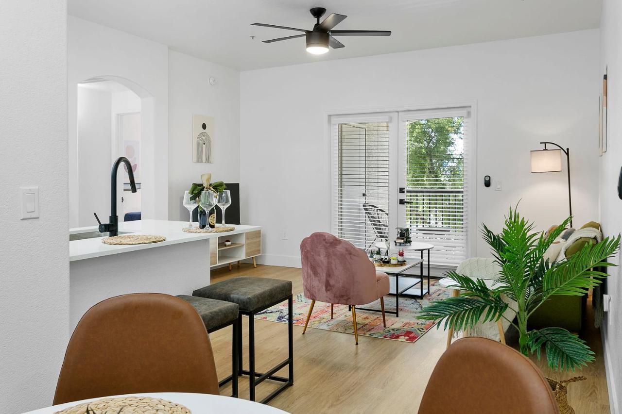 Cozysuites Glendale By The Stadium With Pool 10 Exterior photo