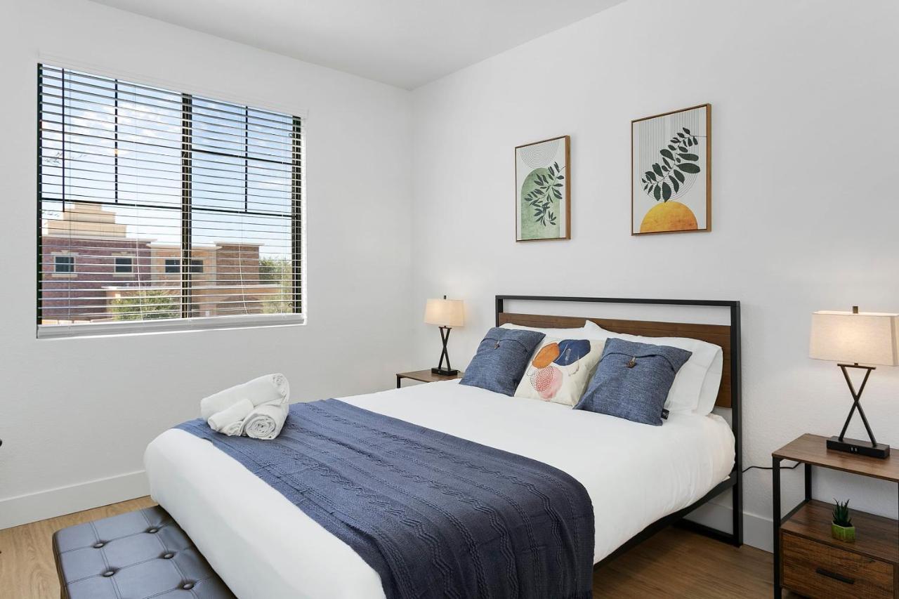 Cozysuites Glendale By The Stadium With Pool 10 Exterior photo